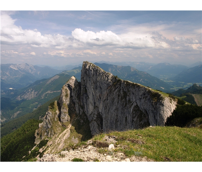 Solnou komorou za Františkem Josefem I. - Rakousko - Solná komora - pohled z vrcholu Schafbergu