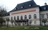 Krásy a památky Saska - Německo - Pillnitz, původní zámek z let 1720-3 rozšířen 1819-26 o Nový palác