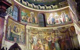 Vlakem z Benátek až na Sicílii (zpět letecky) - Řím - Santa Maria in Trastevere, cyklus Život P.Marie, nahoře 13 beránků - Kristus a apoštolové