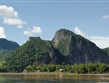 Kambodža - řeka Mekong si proráží cestu i skrz vápencové hřebeny