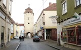 Rakouský advent s vínem a polodrahokamy - Rakousko -  Retz - Znojemská brána (Znaimertor), původní název města slovanský - Rečica (malá řeka)