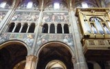 Parma - Itálie - Emilia - Dóm, fresky Lactantius Gambara, 1567-73, nad ženskou galerií výjevy ze života Krista, pod ní Starý zákon