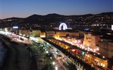 Karneval světel v Nice a festival citrusů v Mentonu - Francie - Nice, večerní bulvár Quai des États