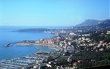 Kaňony a ostrovy jižní Francie, slavnost Médievales - Francie - Menton, pohled na město z nadhledu
