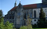 Zwettl - Rakousko - Zwettl - typické gotický opěrný systém klášterního kostela