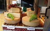 Sýrový festival v Kaprunu a Bad Gastein - Rakousko - Kaprun - nabídka sýrů z okolí