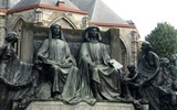 Gent - Belgie 300a - Gent, bratři Jan a Hubert van Eyck auroři Gentského oltáře, 1913, G.Verbanck, bronz
