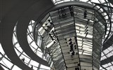 Berlín a večerní slavnost světel, výstavy Botticelli a Mondrian - Německo - Berlín - Reichstag, interiéry kopule