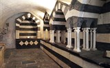 San Fruttuoso - Itálie - Ligurská Riviéra - Abbazia di San Fruttuoso, podzemní krypta z 13.století
