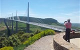Zelený ráj Francie, kaňony, víno a památky UNESCO 2019 - Francie - Millau - most dle návrhu M.Virlogeuxe a N.Fostera