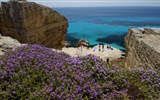 Egadské ostrovy - Itálie - Sicílie - Egadské ostrovy, pobřeží plné krás (Wiki-Roberto)