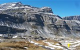 Ochutnávka Švýcarska s termály a turistikou - Švýcarsko - průsmyk Gemmi - mohutné lavice vápenců hostí fantastickou květenu