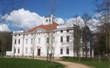 IGA, světová zahradnická výstava, zahrady UNESCO a slavnost v Rosariu 2017 - Německo - Dessau - Georgium, neoklasicistní vila či spíše zámeček uprostřed parků a zahrad, 1780