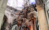 Cambrai - Francie - Pikardie - Cambrai, Notre Dame, hlavní oltář, Nebeský otec obklopený anděly