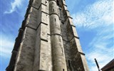Cambrai - Francie - Pikardie - Cambrai, věž kostela Saint Martin, 1447-74, přestavěna 1732-6, právo zvonice udělil městu 1395 římský císař Václav II.