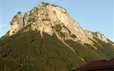 Švýcarský advent a slavnost Klausjagen 2017 - Švýcarsko - Lucern - nad městem se tyčí hora Pilatus