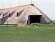 národní parky a zahrady - Maďarsko - NP Hortobágy - pusta je rovina kam oko dohlédne, a proto i stodoly musejí mít mohutné hromosvody