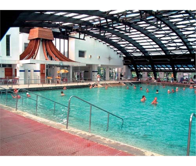 Harkány, týdenní pobyty - hotel Xavin 2019 - Maďarsko - Harkány - termální lázně, areál obsahuje otevřené i kryté bazény s termální vodou, perličkové koupele, saunu, odpočívárnu