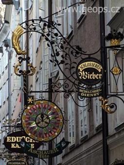 Rakousko - Salzburg, Getreidegasse s vývěsními štíty