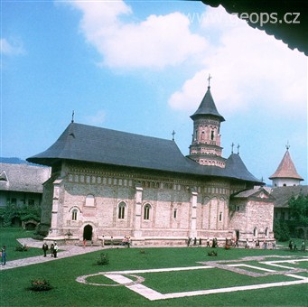 Kultura a příroda Evropy - Rumunsko, Neamt, klášter