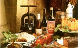 Burgundsko a gastronomie - Francie - Burgundsko - víno, paštika, něco sladkého, jsme v zemi kuchařů a pijáků