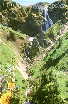 Francie, Auvergne, říční kaskáda