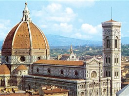 Toskánsko letecky i vlakem Florencie, Siena, Lucca 2022  Itálie - Florencie - dóm, jeden  ze skvostů středověké architektury, 1296-1468, několik architektů včetně Giotta