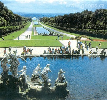 Francie - Versailles- zahrady královského zámku, 1631-1688, údržba zámku stála asi 25% státního rozpočtu