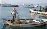 Řecké ostrovy Lefkáda, Kefalonie, Zakynthos letecky - Lefkáda, rybář