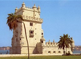 Portugalsko - Lisabon - Belémská věž (Torre de Belém), 1515-21 na paměť výpravy Vasco de Gamy v manuelském stylu