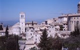 Assisi - Itálie - Umbrie - Assisi, gotický kostel San Francesco, vlastně 2 kostely nad sebou, 1228-1253