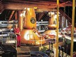 Velká Británie - Skotsko - destilační kolony v palírně whisky