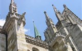 Regensburg, výstava Ludvík Bavor, pivní věž a Kurfiřtské lázně - Německo, Bavorsko, Regensburg
