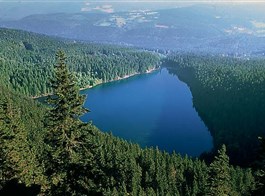 Krásy Šumavy, hory, jezera a slatě (i Bavorský les) 2022  ČR, Šumava, Černé jezero