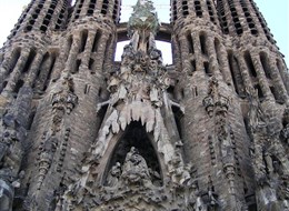 Španělsko, Barcelona, Sagrada Familia, věže