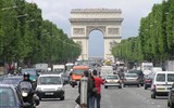 Zámky a zahrady na Loiře a Paříž letecky - Francie, Paříž, Champs Elysées a Vítězný oblouk