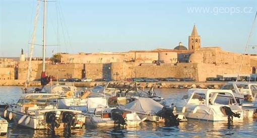 Itálie - Sardinie - Alghero, město má dodnes katalánskou menšinu kdy patřilo Aragonskému království