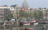 Jarní Benelux - Holandsko - Amsterodam - typické kupecké domy podél grachtů