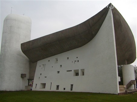 Francie, Burgundsko, Ronchamps, Corbusierova kaple Notre Dame
