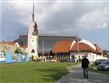 Maďarsko - Eger - moderní kostel Makowacze vzniklý rekonstrukcí starého, rozbombardovaného ve 2.světové válce