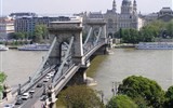 Budapešť, krásy Dunajského ohybu, památky a termální lázně 2019 - Maďarsko - Budapešť - řetězový most  post. 1839-1849, W.T.Clarkem a A.Clarkem na podnět hraběte Széchenyie