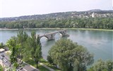 Pohodová Provence i za gastronomií a vínem - Francie - Provence - Avignon - most Pont St. Benezet z 12.stol., v 17.stol. rozlomen a částečně zničen