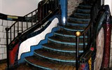 Umělecká Vídeň, advent a výstavy - Rakousko, Vídeň, Hunderwasser, schodiště