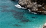 Sardinie, rajský ostrov nurágů v tyrkysovém moři - Itálie - Sardinie - bílé pláže v okolí Cala Luna