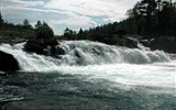 Norsko, zlatá cesta severu 1 cesta letecky - Norsko - země má několik tisíc vodopádů, více jak sto z nich má přes 100 m výšky
