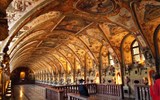 Adventní zájezdy - Mnichov - Německo - Mnichov, Rezidenz, Antický sál, arch. S.Zwitzel, k uložení vévodových antických sbírek