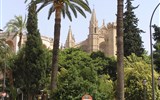 Mallorca, zelený ostrov Středomoří - Španělsko - Mallorca - Palma de Mallorca, katedrála La Seu