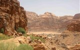 Velká cesta Izraelem a Jordánskem 2019 - Jordánsko - Wadi rum, nejatraktivnější poušt země s hlubokými vádí (vyschlá bývalá říční koryta) a kouzelnými skalními útvary