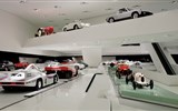 Adventní Bavorsko mnoha nej a technický Stuttgart 2019 - Německo - Stuttgart - výstavní sály Porsche muzea