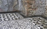 Řím, věčné město 2020 - Itálie -Tivoli - Hadrianova vila, mosaiky v kasárnách prétoriánů